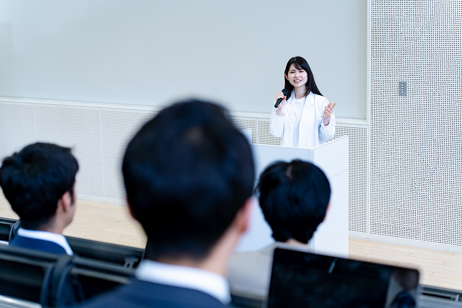 AdobeStock_606966543